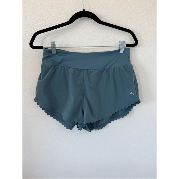 EUC Joy Lab Scallop Edge Shorts, size: M - Picture 1 of 4